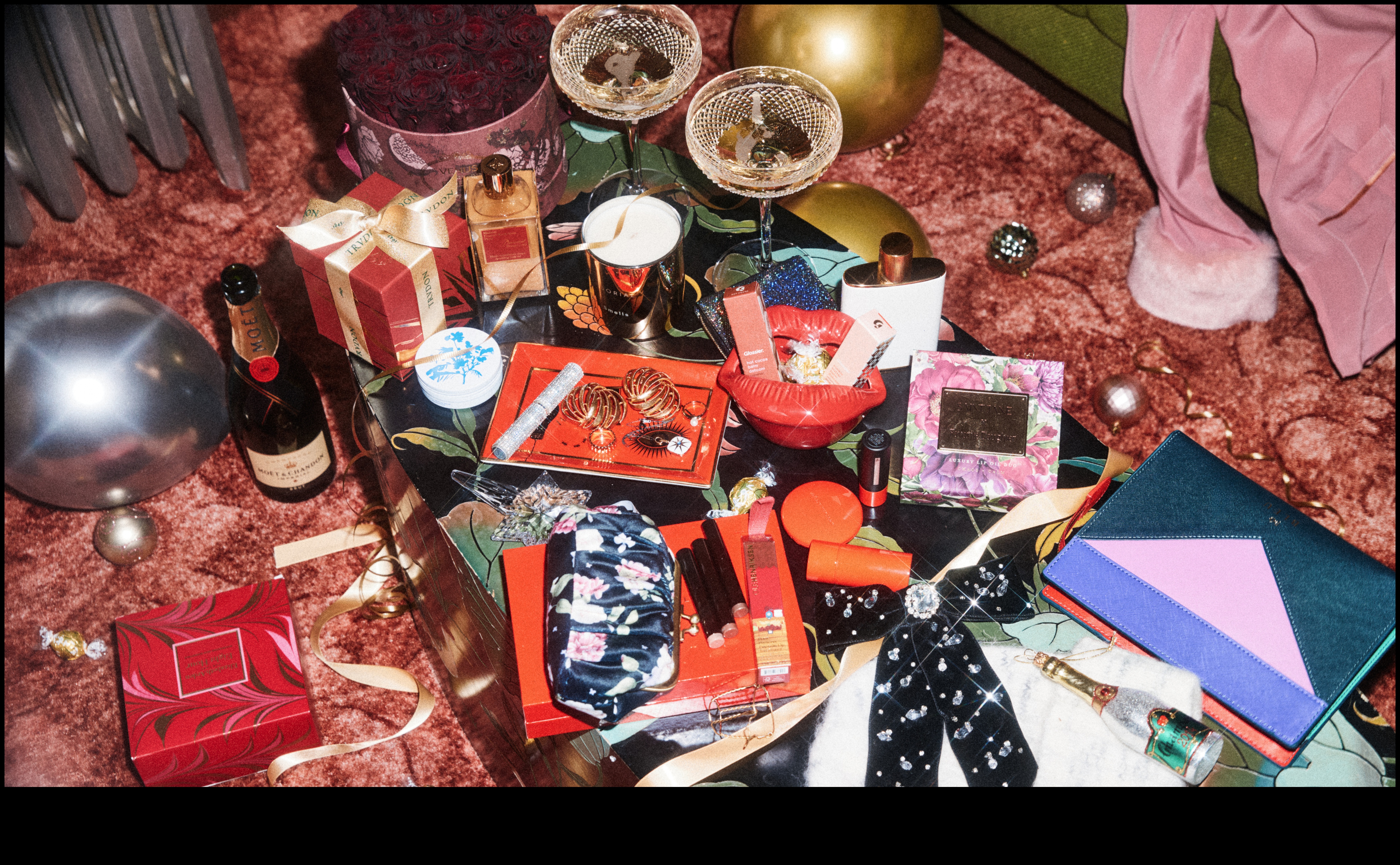 Glitz and Glam: Idei de cadouri de lux pentru ea