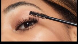 Rimel și evidențiere: Îmbunătățiți-vă caracteristicile cu precizie